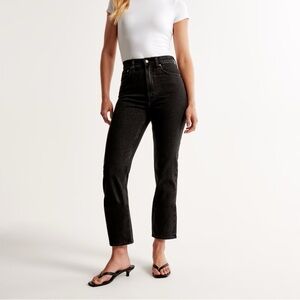 Abercrombie Curve Love Ultra High Rise Ankle Straight Jean size 30